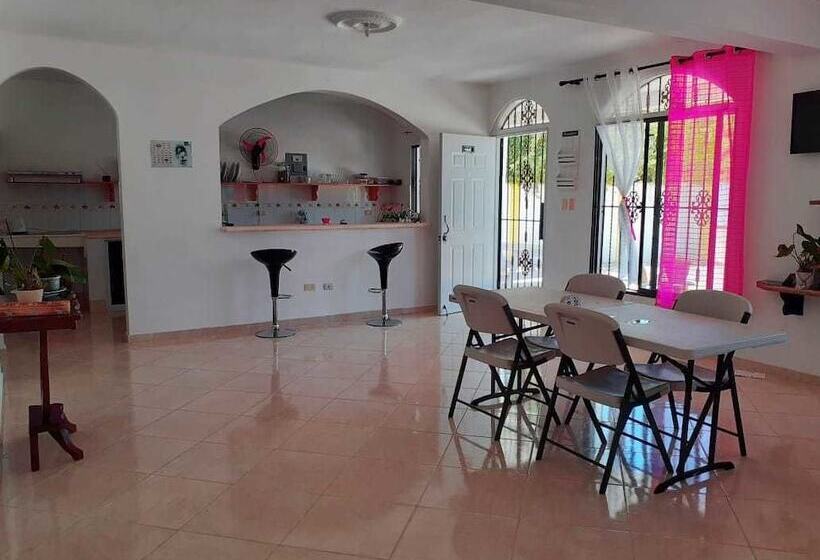 پانسیون Casa Oasis