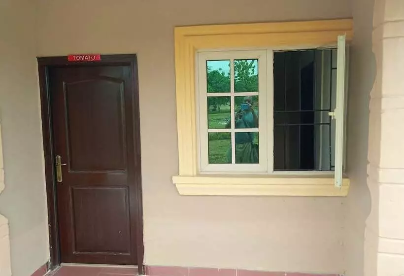 پانسیون Holis Resort