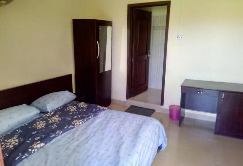 پانسیون Holis Resort