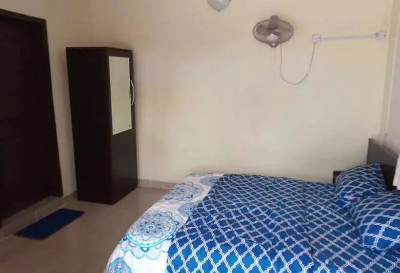 پانسیون Holis Resort