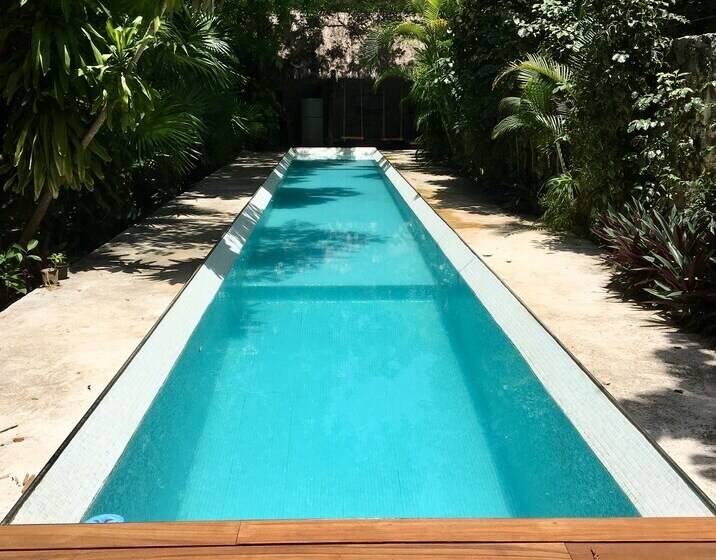 Panzió La Aldea Cancún