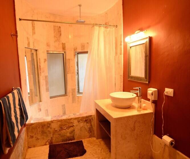 Panzió La Aldea Cancún