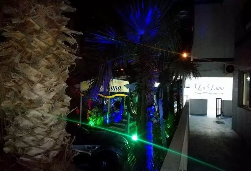 پانسیون La Luna Chalets