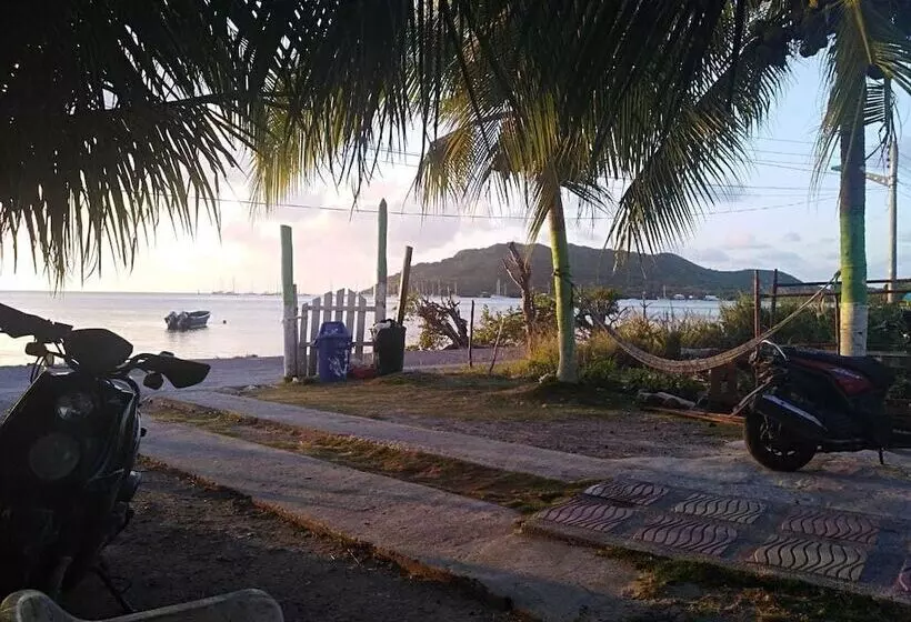 Aamiaismajoitus (B&B) Posada Valerie Home