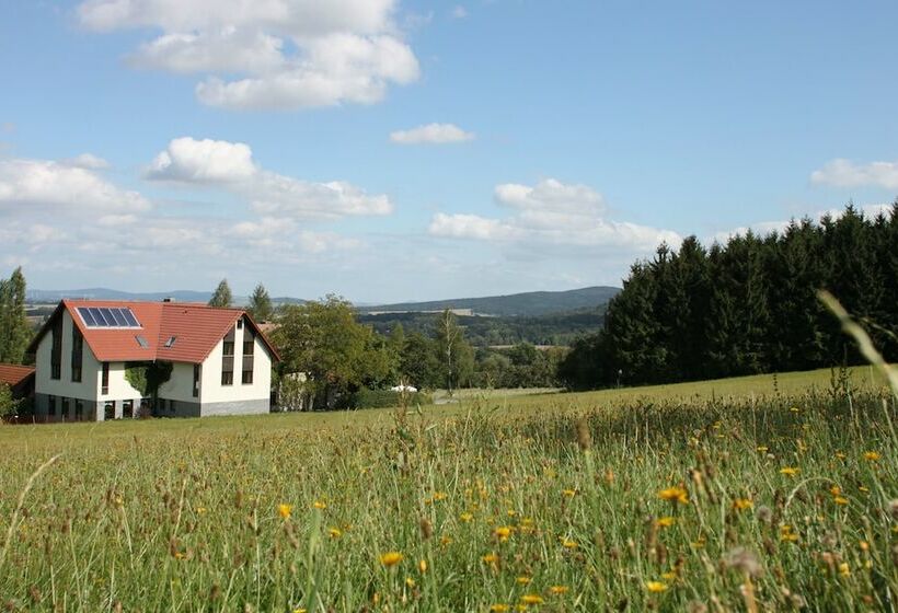 Gasthaus Und Hotel Rote Schenke