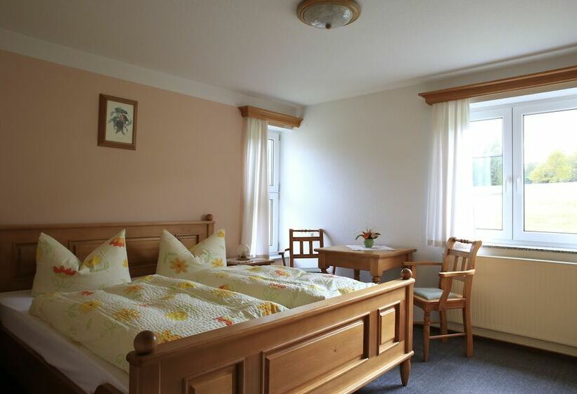 Gasthaus Und Hotel Rote Schenke