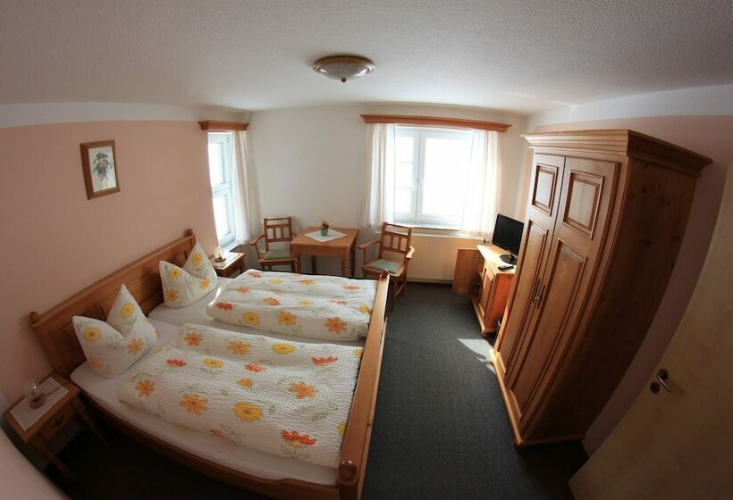 Gasthaus Und Hotel Rote Schenke