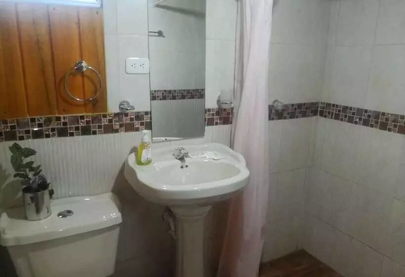 Hostal El Edén De Mindo