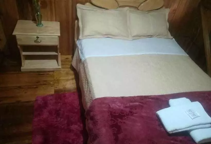 Hostal El Edén De Mindo