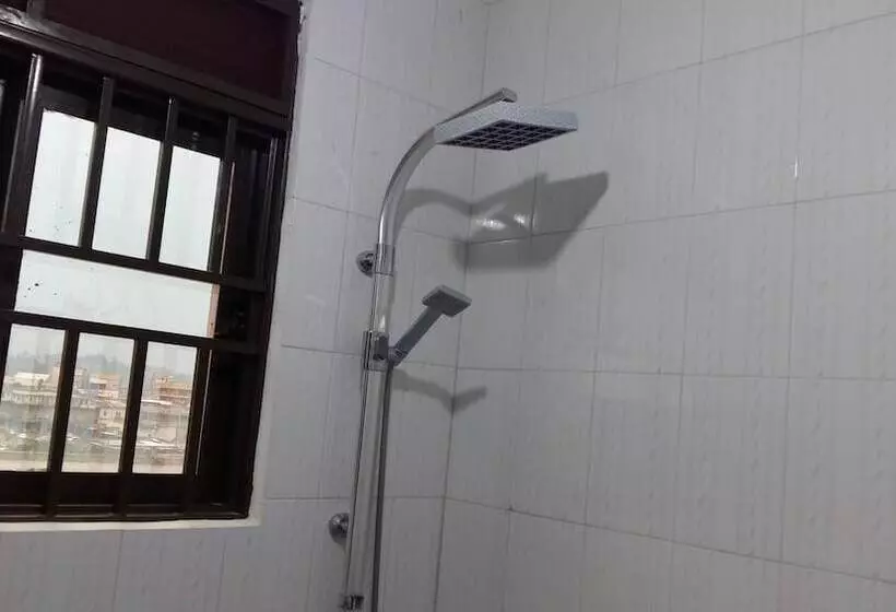 هتل Leisure Park International