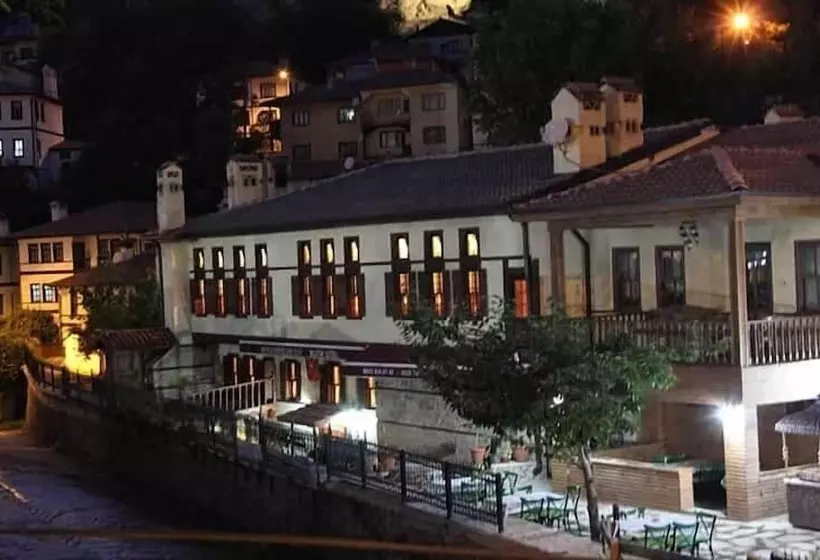 Hotelli Muderrisler Evi