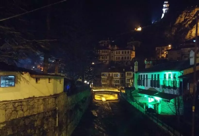 Hotelli Muderrisler Evi