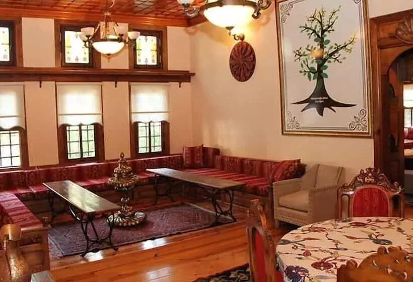 Hotelli Muderrisler Evi