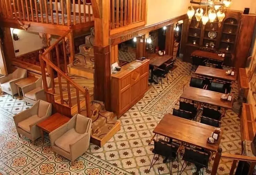 Hotelli Muderrisler Evi