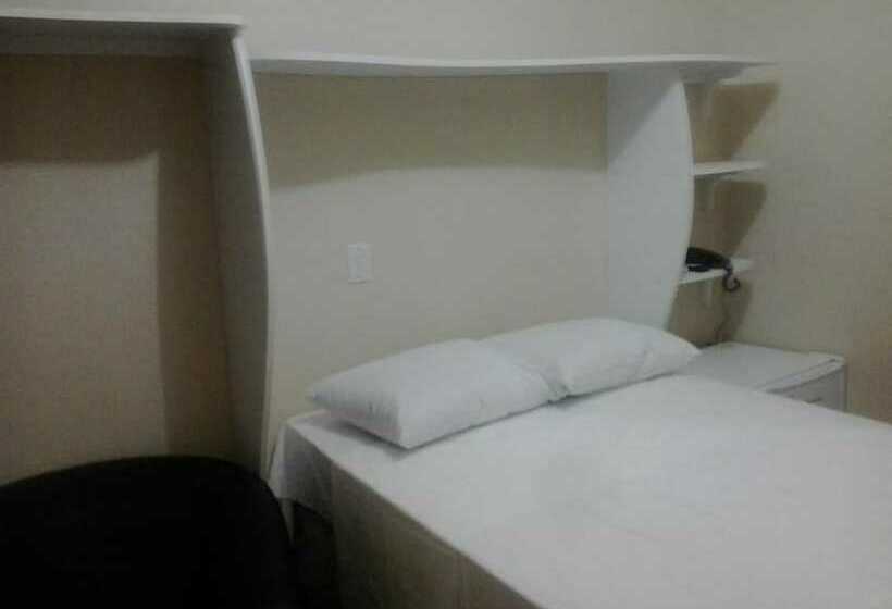 ホテル Restaurante Castelo Altamira