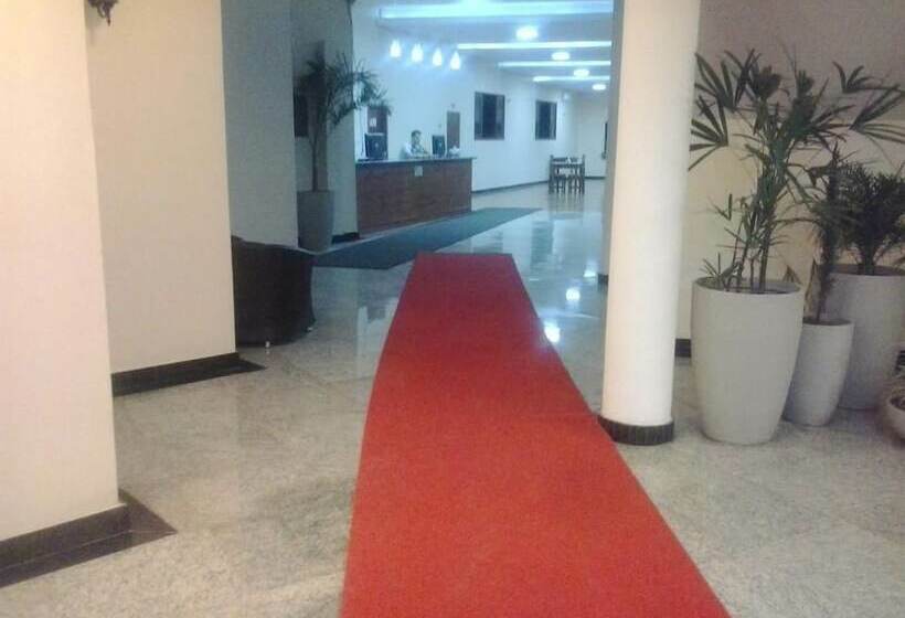 ホテル Restaurante Castelo Altamira