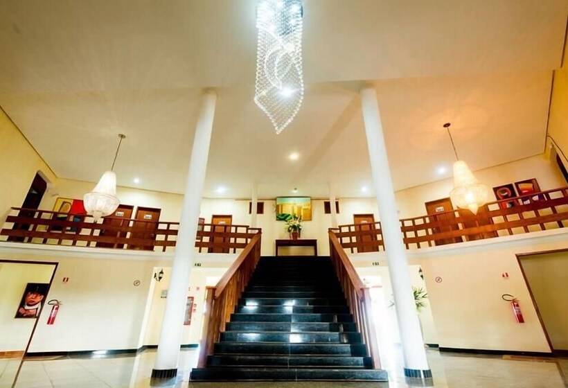 ホテル Restaurante Castelo Altamira