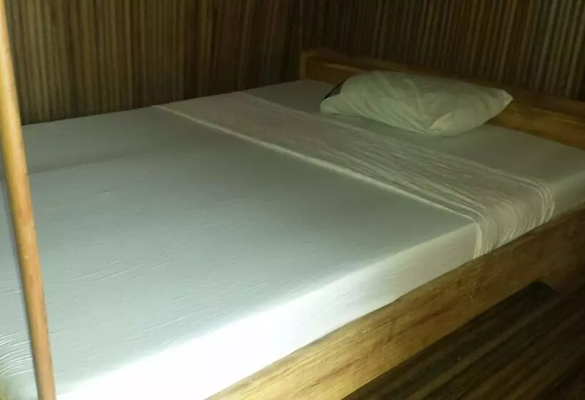 پانسیون Bel Ami