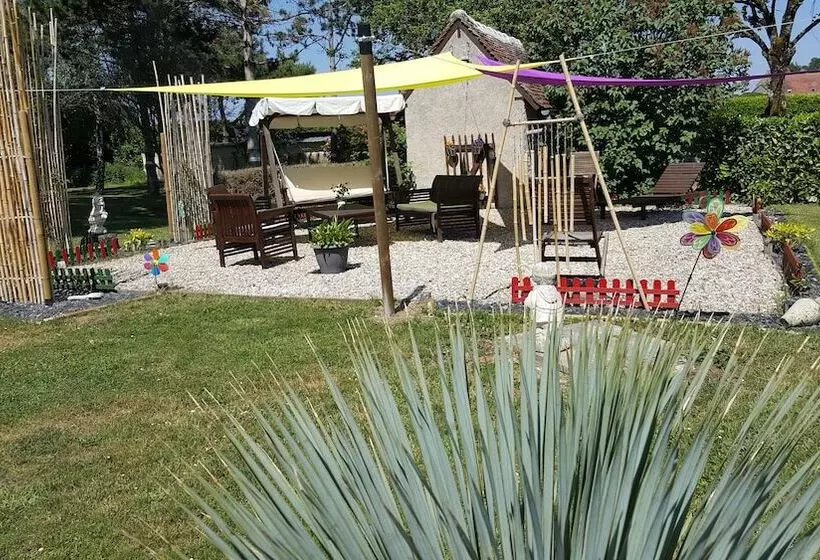 ペンション Domaine De Montouvrin
