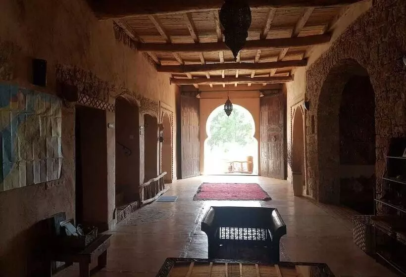 Majatalo Riad Aghbalou