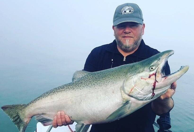 The Fraser River S Edge B&b Lodge