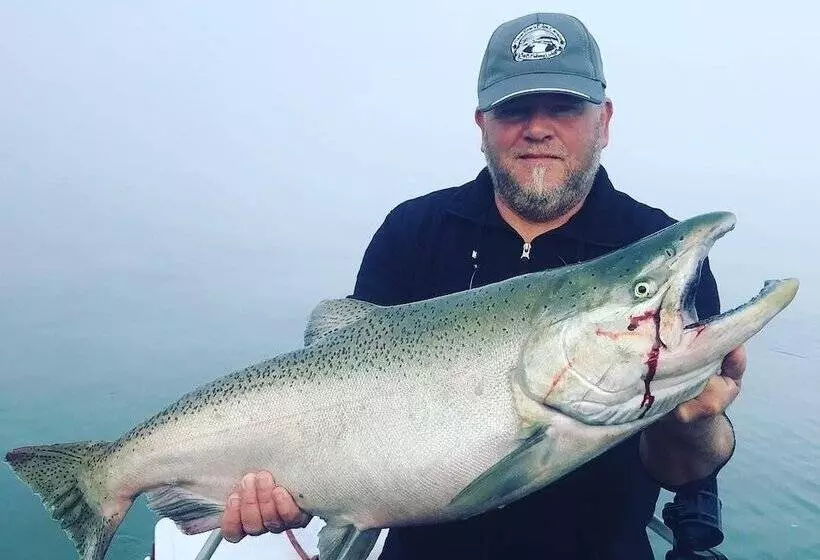 The Fraser River S Edge B&b Lodge