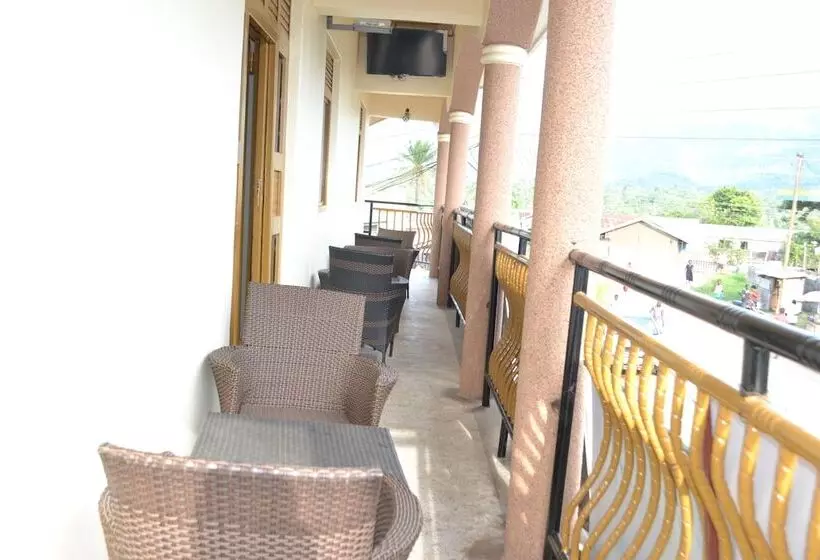 تختخواب و صبحانه Muramia Motel