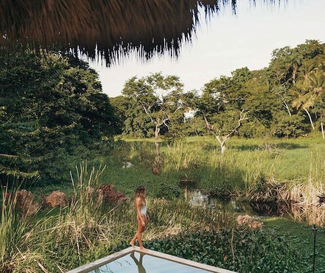 هتل El Valle Lodge