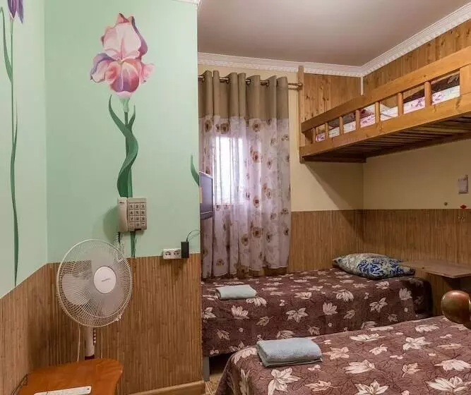 Hotelli Guest House Berezka