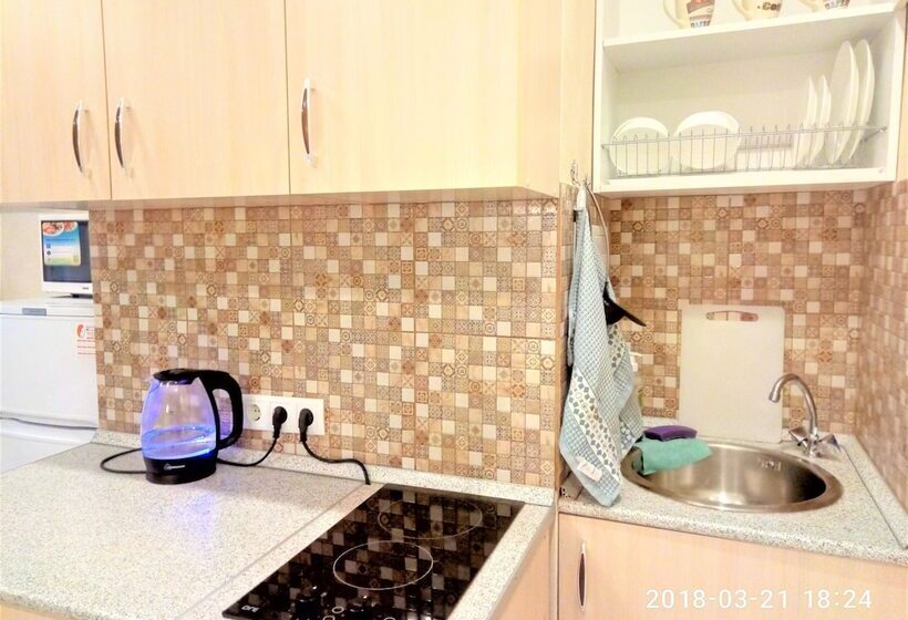 호텔 Kakdoma Apartment Suhanovskaya 5