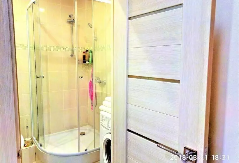 Hotelli Kakdoma Apartment Suhanovskaya 5