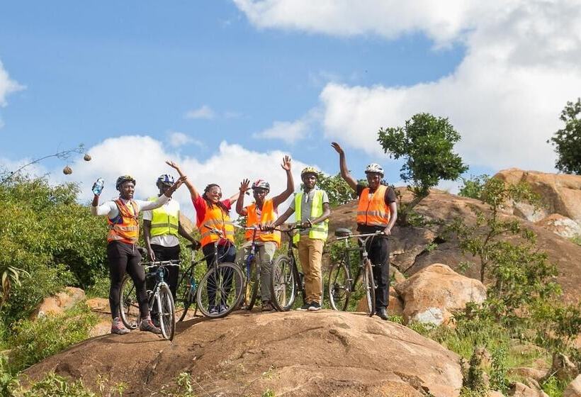 هتل Kambi Mstuni Resort