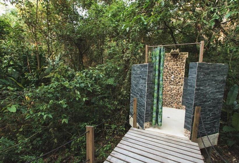 בית מלון כפרי La Manigua Lodge