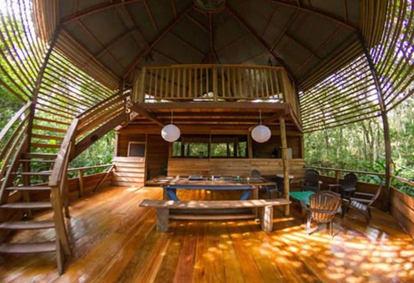 בית מלון כפרי La Manigua Lodge