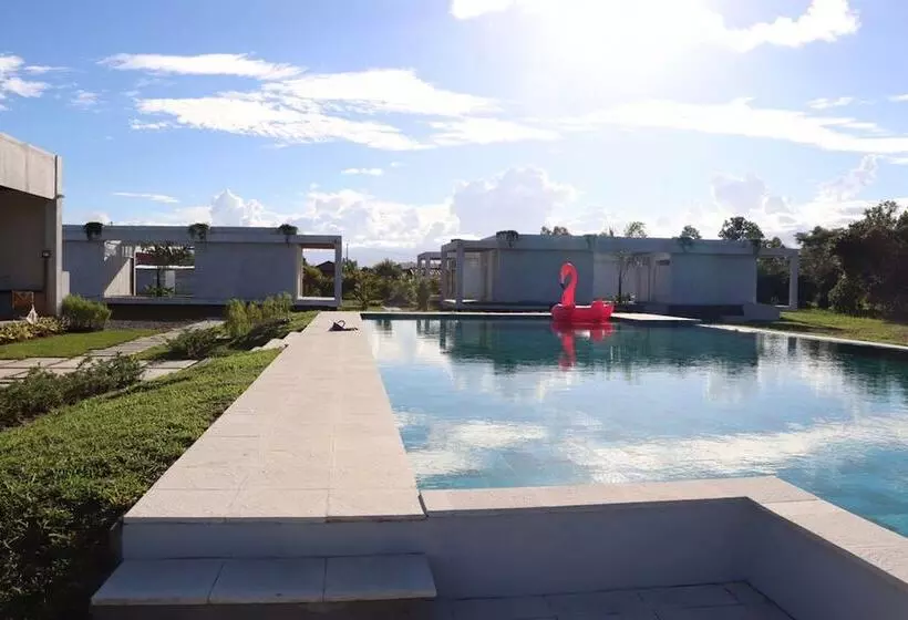 ホテル Maku Project