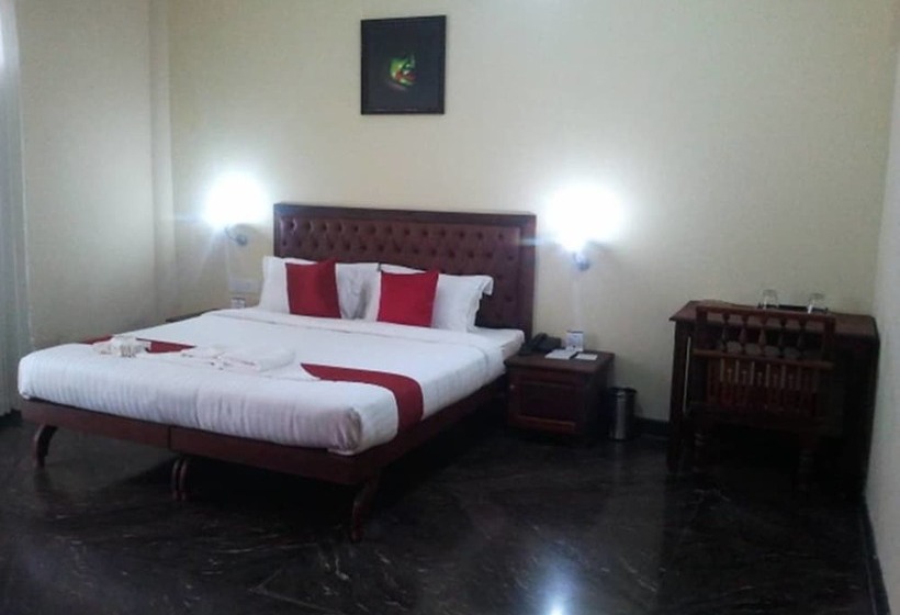 Hotel Nirmallyam Residency