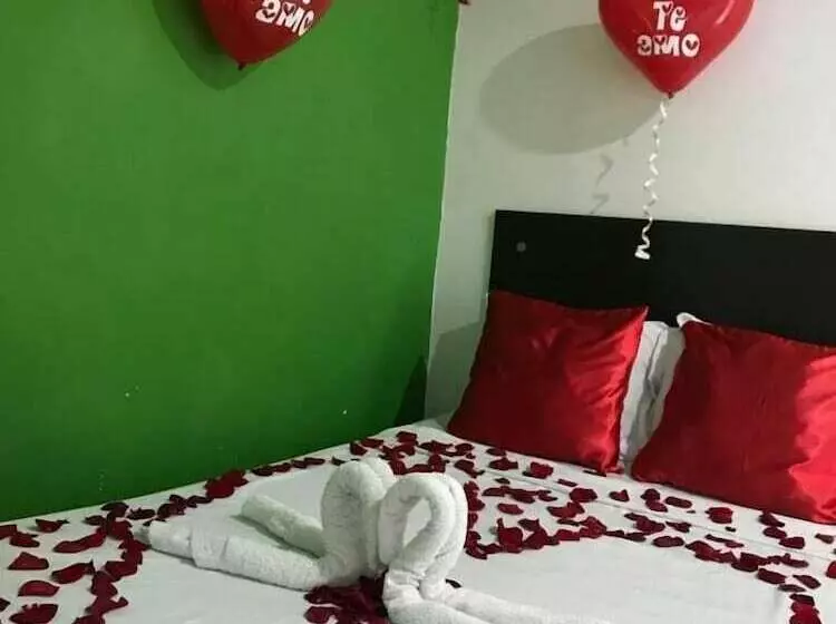 ホテル Queen Sofia