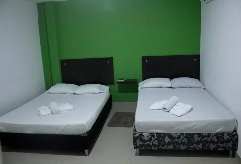 ホテル Queen Sofia