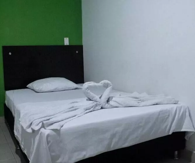 ホテル Queen Sofia