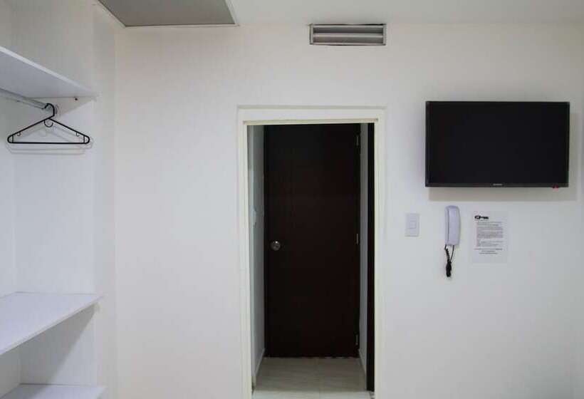 호텔 Residencias La Che