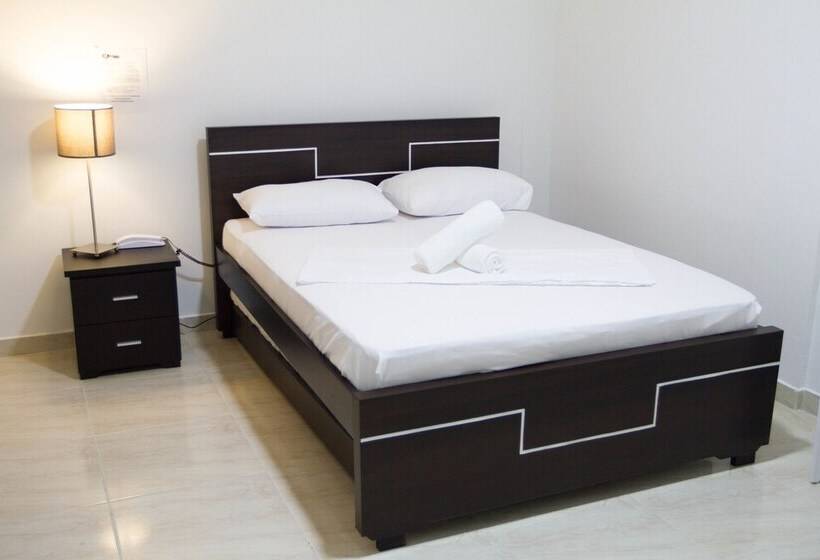 호텔 Residencias La Che