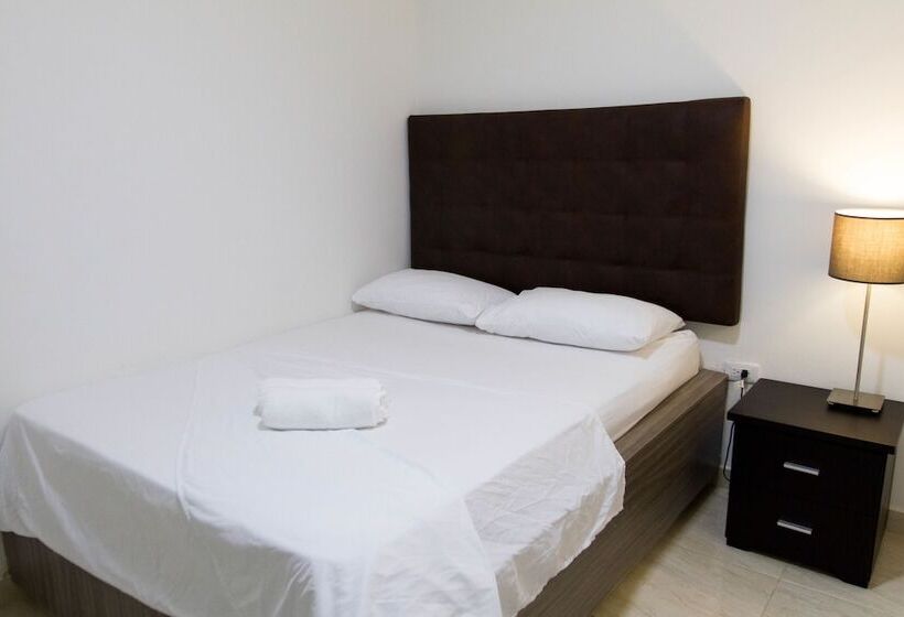 호텔 Residencias La Che