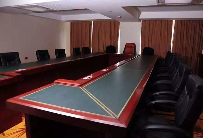 هتل Triangle Mbarara
