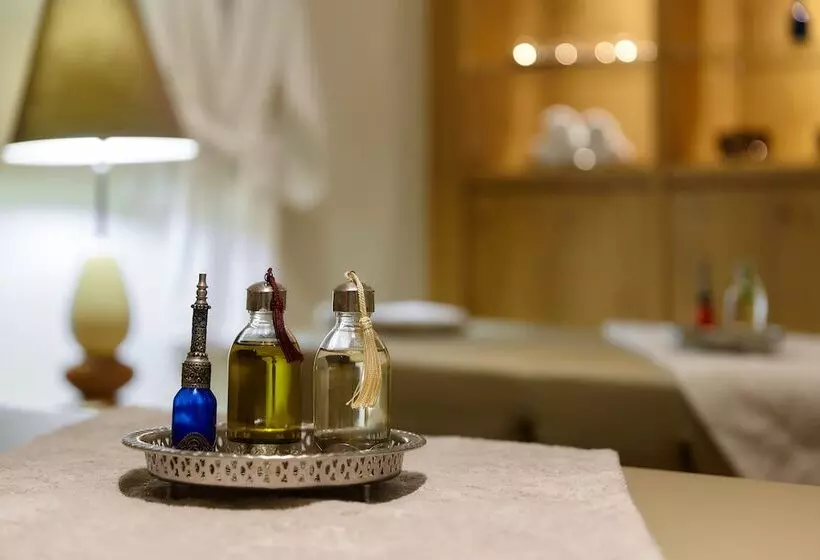 ホテル Vasia Boulevard   Adults Only