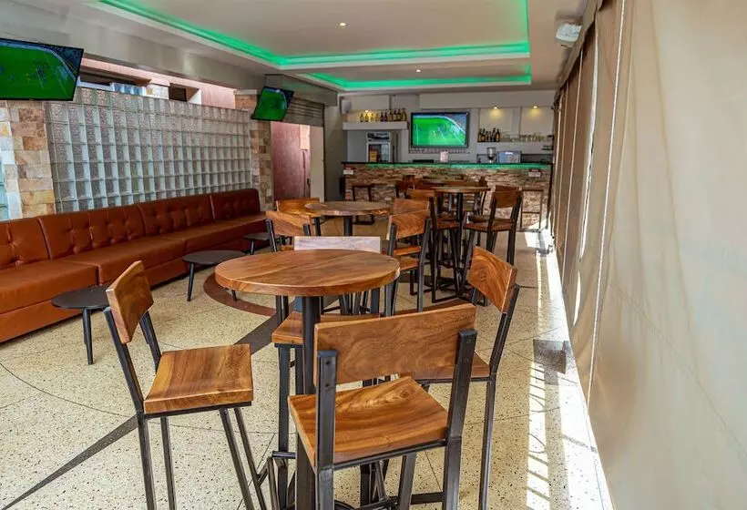 Lounge Hotel Matugga