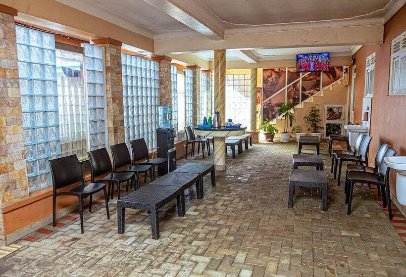 Lounge Hotel Matugga