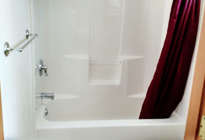 מוטל Little Hiltinns Egm