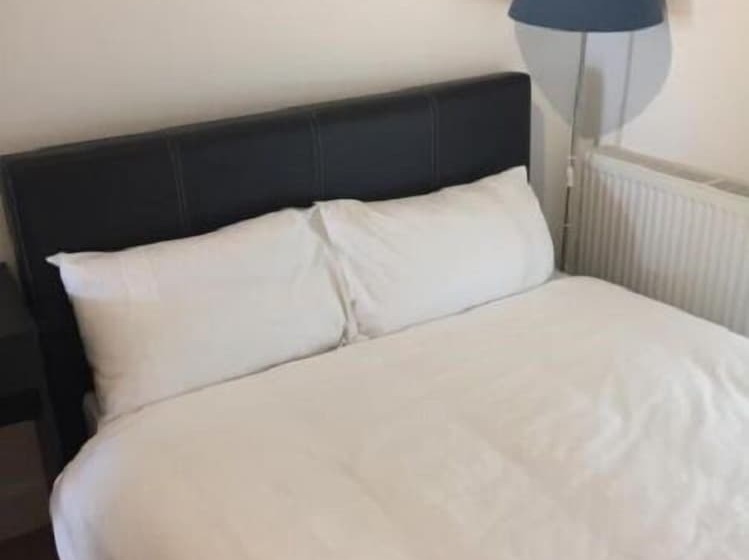 膳宿费 3 Luxury En Suite Bedrooms