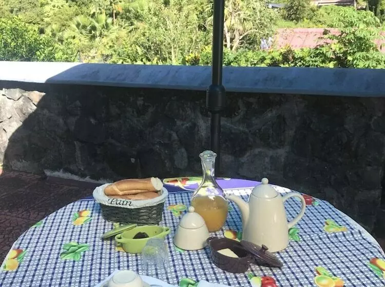 پانسیون L Escale Royale