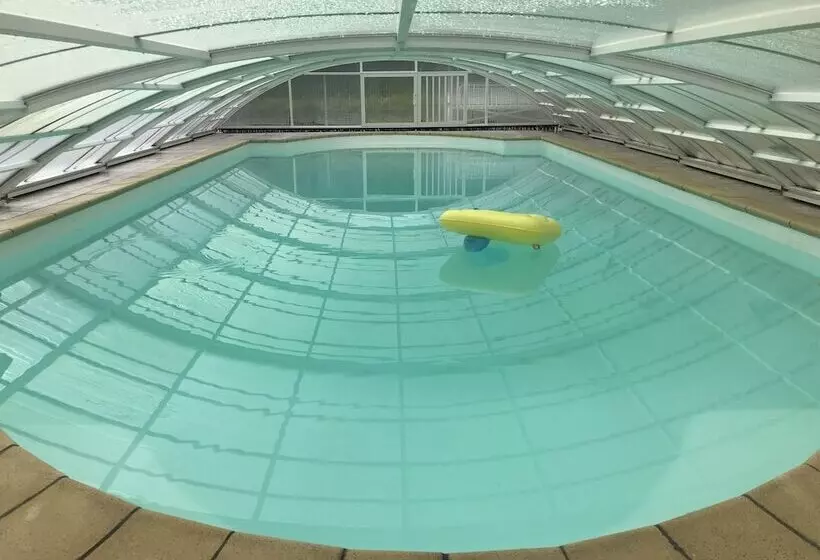 پانسیون L Escale Royale